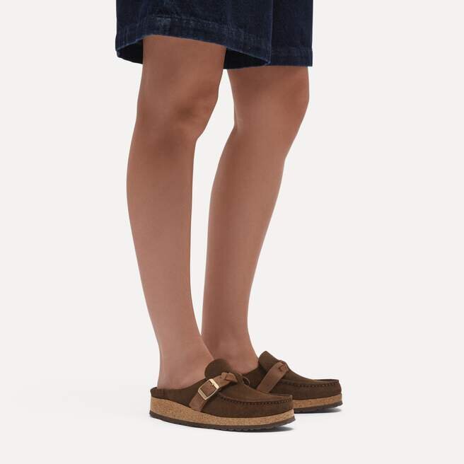 Buckley-geflochtenes Wildleder Buckley-geflochtenes Wildleder