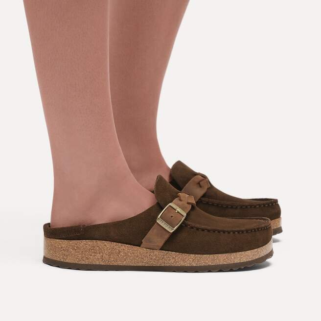 Buckley-geflochtenes Wildleder Buckley-geflochtenes Wildleder