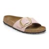 Madrid mit Big Buckle aus Nubukleder Madrid mit Big Buckle aus Nubukleder