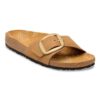 Madrid mit Big Buckle aus Nubukleder Madrid mit Big Buckle aus Nubukleder