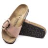 Madrid mit Big Buckle aus Nubukleder Madrid mit Big Buckle aus Nubukleder