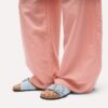 Madrid mit Big Buckle aus Nubukleder Madrid mit Big Buckle aus Nubukleder
