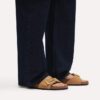 Madrid mit Big Buckle aus Nubukleder Madrid mit Big Buckle aus Nubukleder